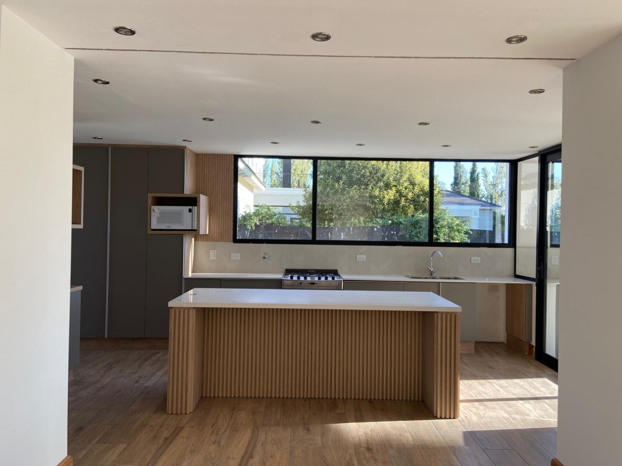 Casa en alquiler