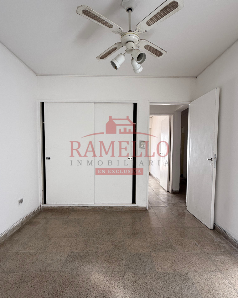CASA EN VENTA - Tres dormitorios! Apta credito hipotecario 