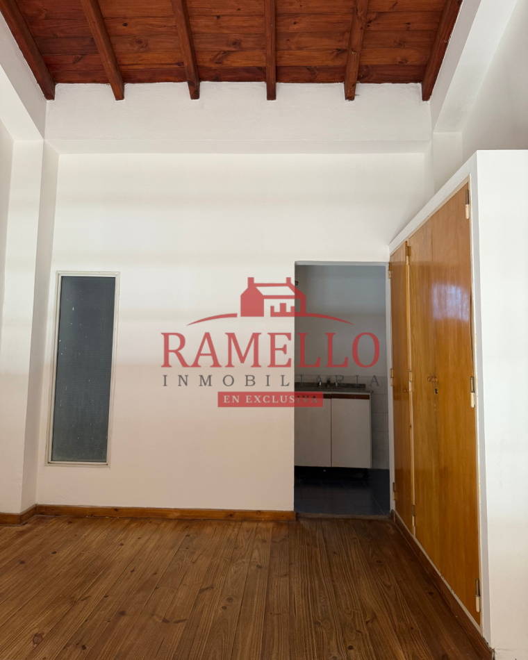 EN VENTA! Dpto un dormitorio c/balcon - Pleno Centro  