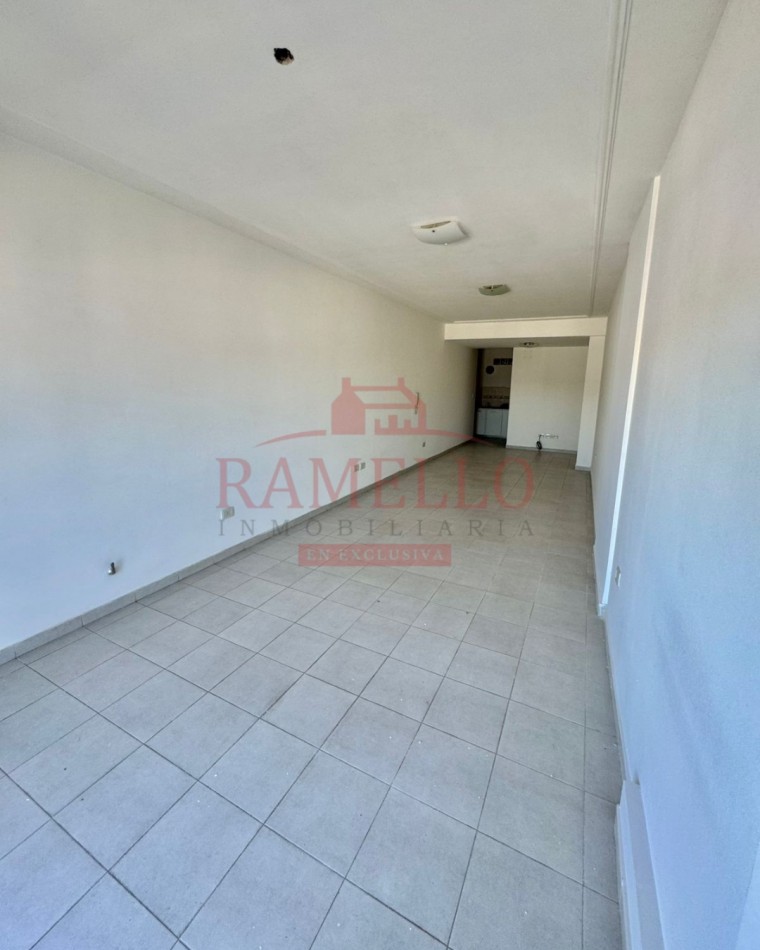 En venta! Amplio monoambiente con balcon - Hovenia III