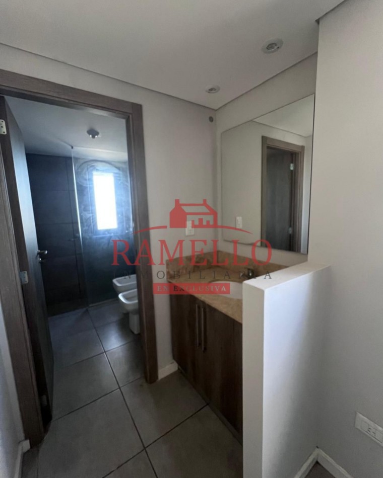 VENDO DPTO DE CATEROGIA - Con cochera! Torre Cardinales 3