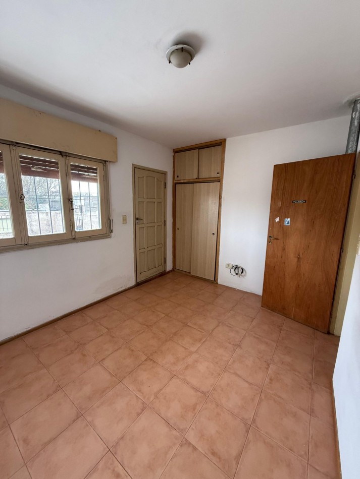 EN ALQUILER - Duplex dos dormitorios con garage y quincho 