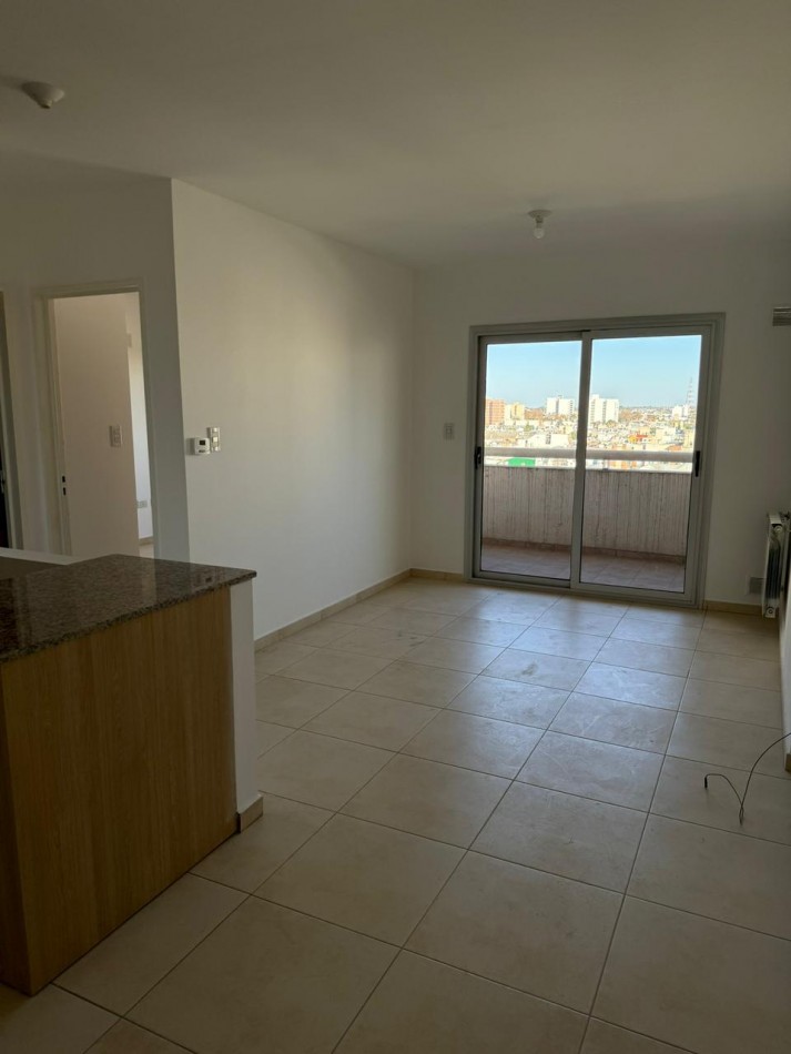 En alquiler - Dpto centrico | Un dormitorio con balcon 