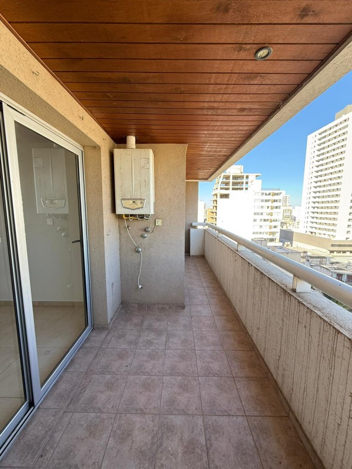 En alquiler - Dpto centrico | Un dormitorio con balcon 