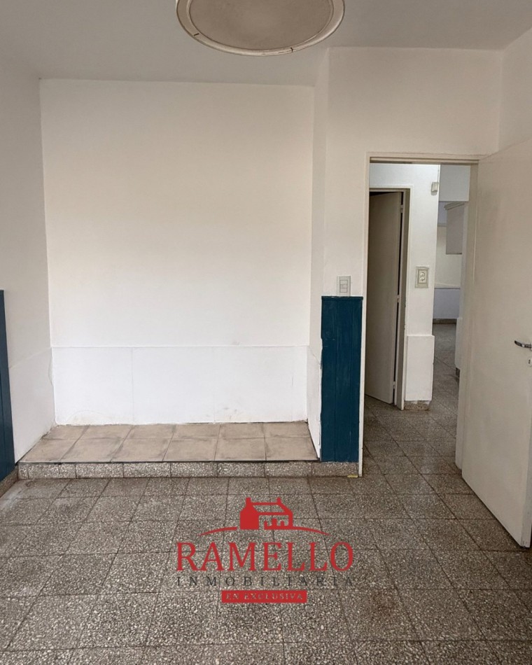 EN VENTA - Casa de tres dormitorios con garage | Apta credito hipotecario
