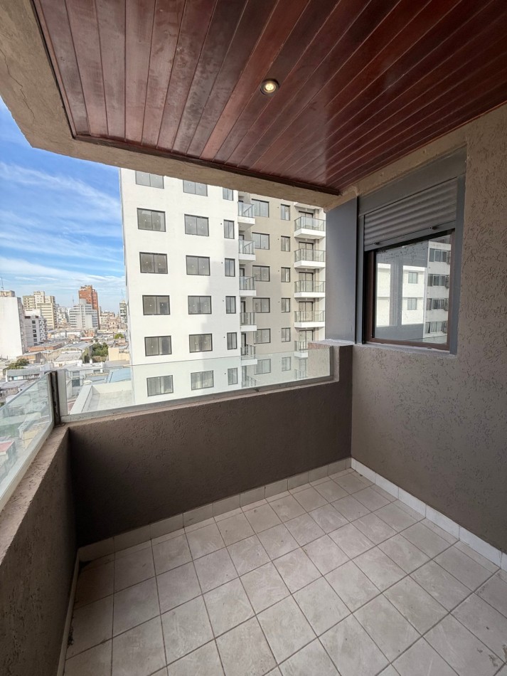 EN ALQUILER - Dpto de un dormitorio con balcon | Zona centro 