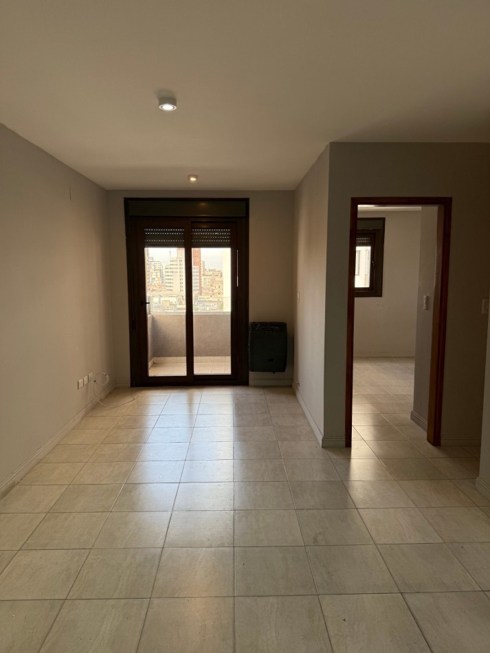 EN ALQUILER - Dpto de un dormitorio con balcon | Zona centro 